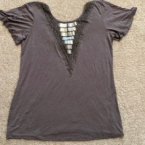 BKE Boutique short sleeve shirt size large top embellished